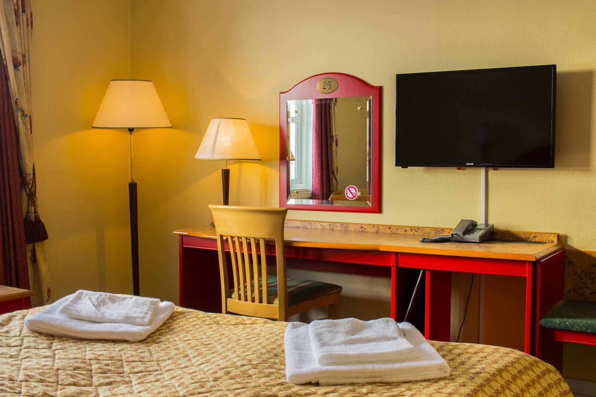 Tysfjord Hotel Storjord I Tysfjord Екстериор снимка