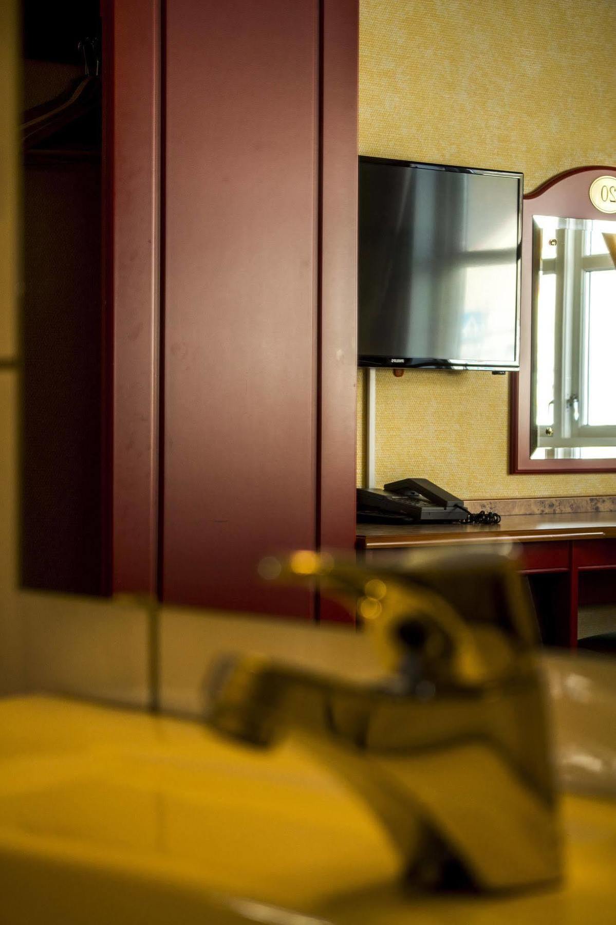 Tysfjord Hotel Storjord I Tysfjord Екстериор снимка