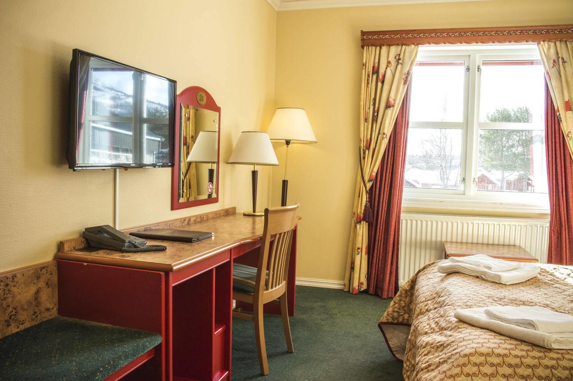 Tysfjord Hotel Storjord I Tysfjord Екстериор снимка
